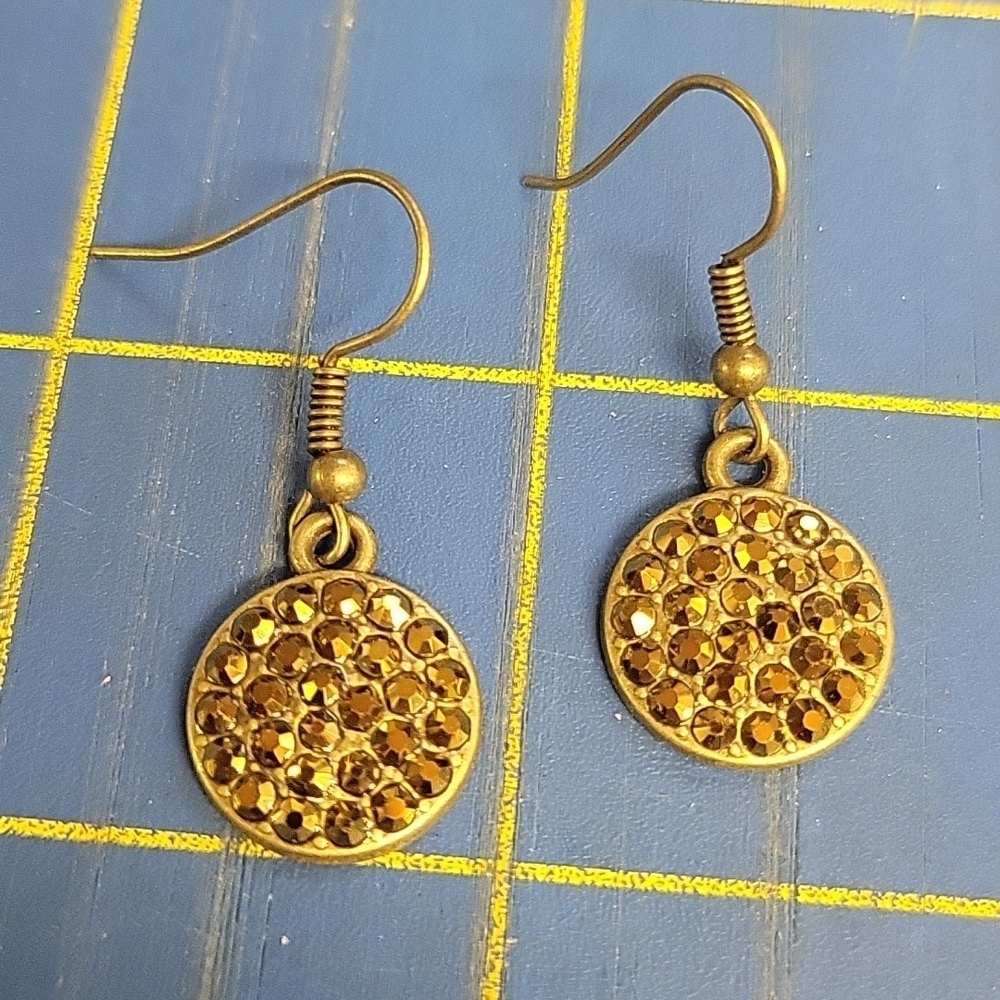 Topaz Faux Pewter Tone Earrings